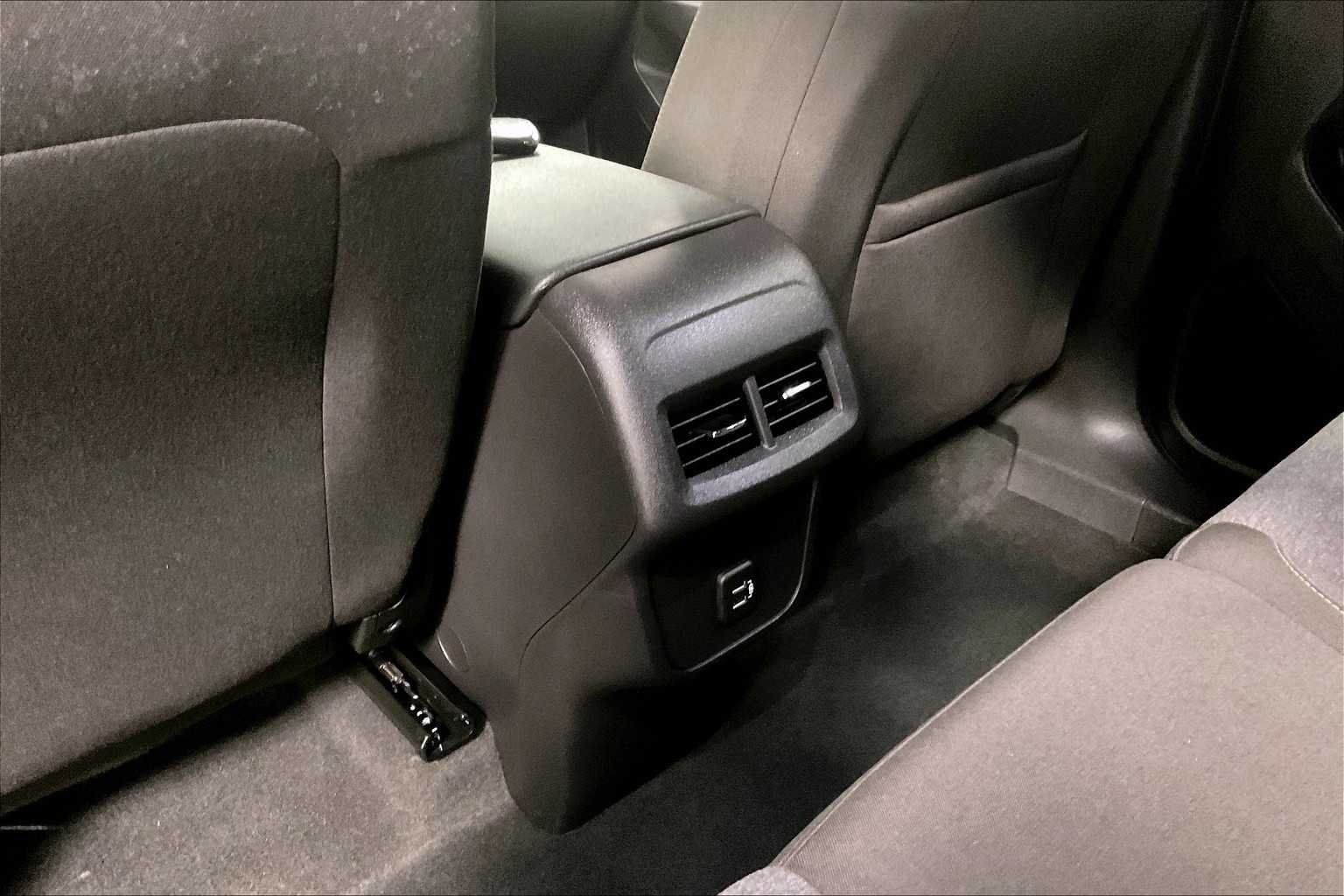 2023 Chevrolet Equinox LT - Photo 27