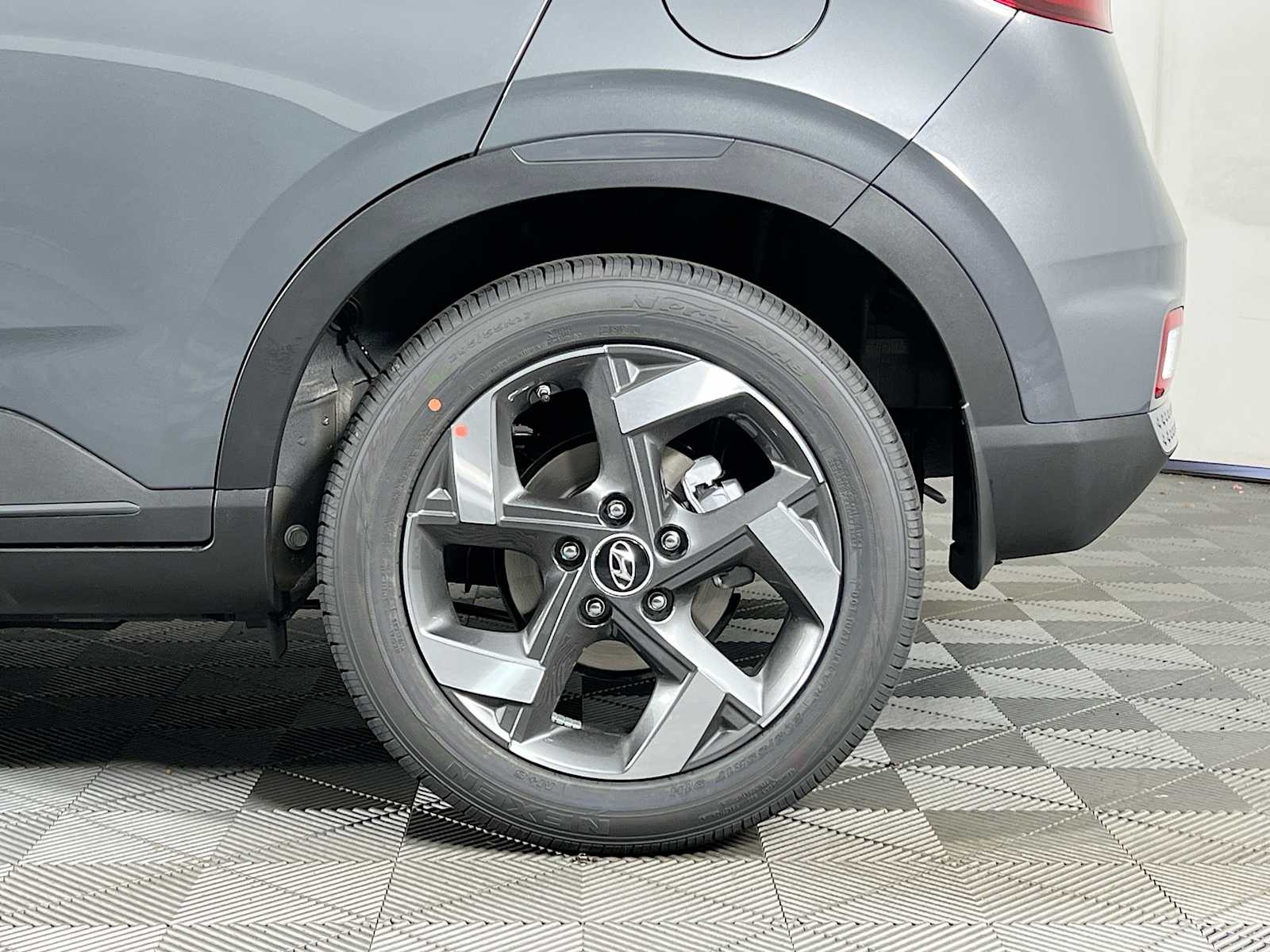 2026 Hyundai Venue SEL - Photo 18