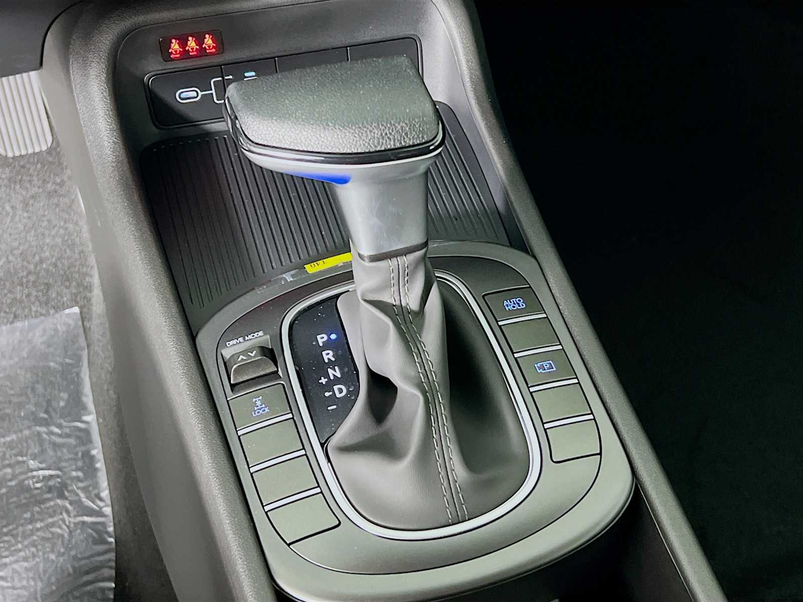 2026 Hyundai Kona SE - Photo 11