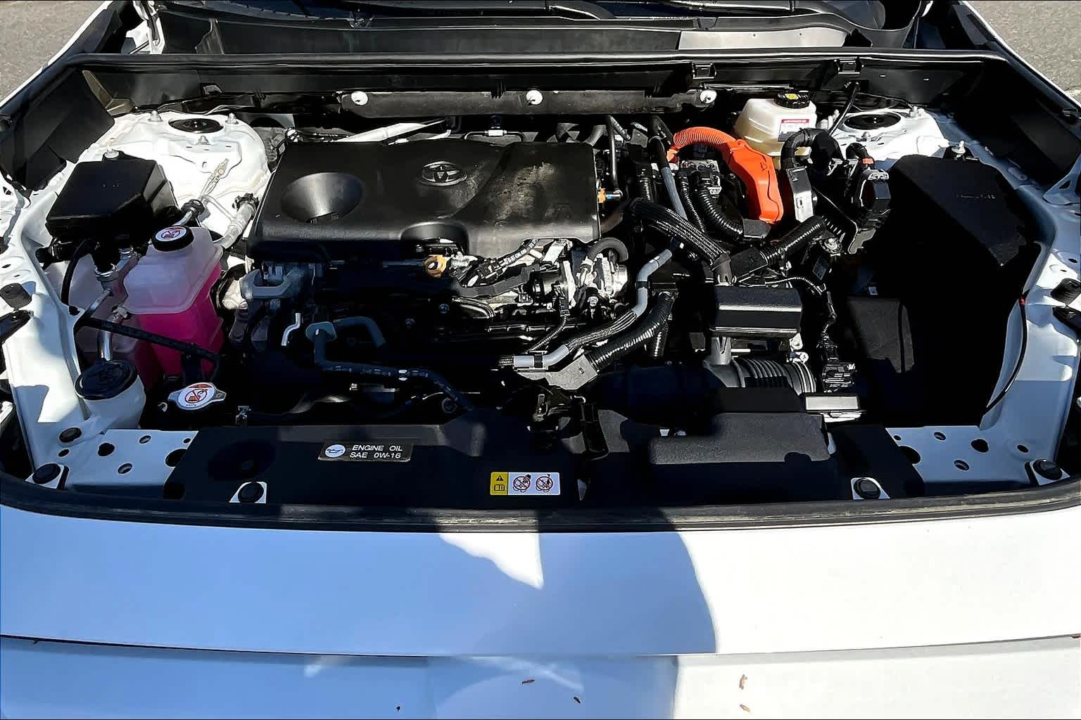 2022 Toyota RAV4 Hybrid XLE - Photo 30