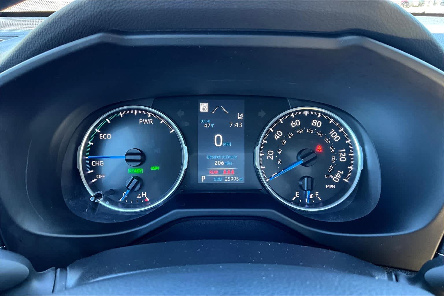 2022 Toyota RAV4 Hybrid XLE - Photo 47