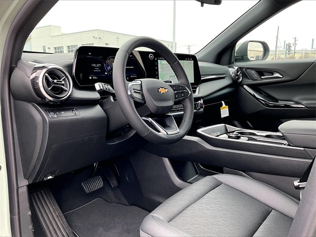 2026 Chevrolet Equinox LT - Photo 8