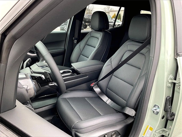 2026 Chevrolet Equinox LT - Photo 9