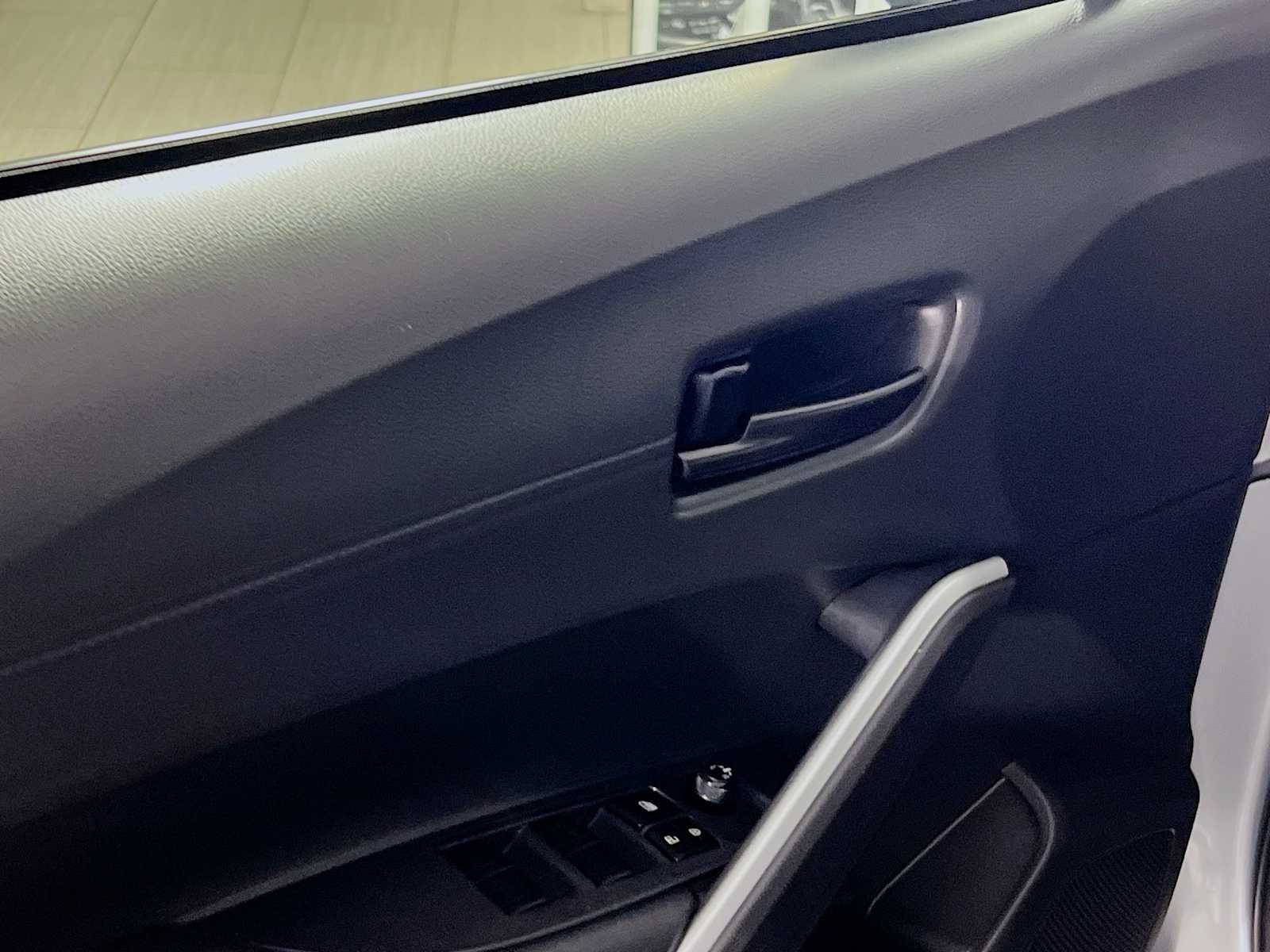 2023 Toyota Corolla Cross Hybrid SE - Photo 17