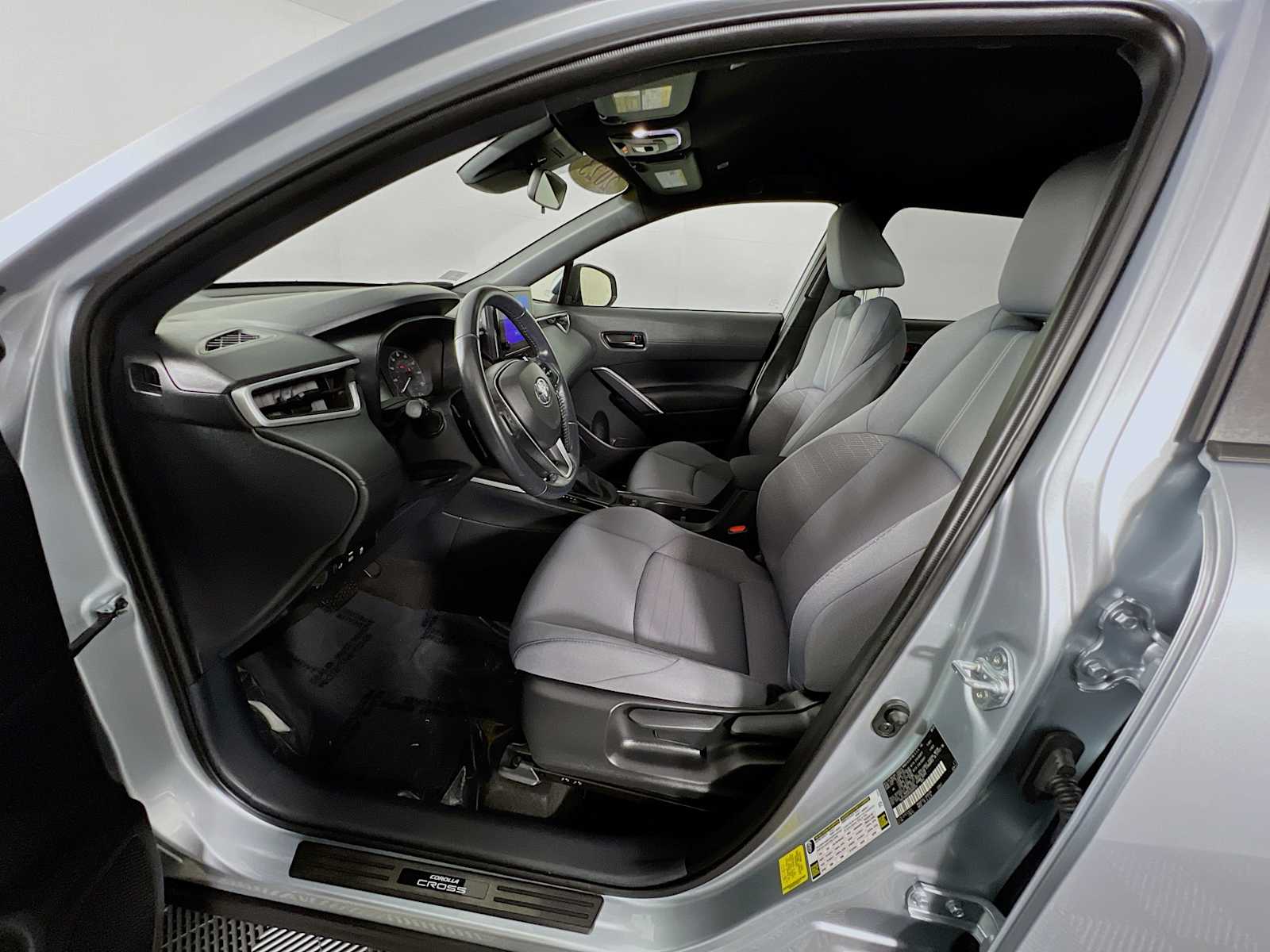 2023 Toyota Corolla Cross Hybrid SE - Photo 20