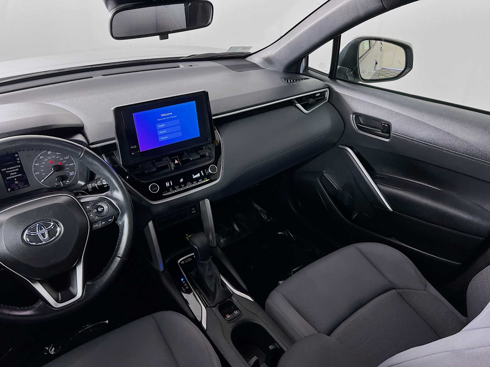 2023 Toyota Corolla Cross Hybrid SE - Photo 22