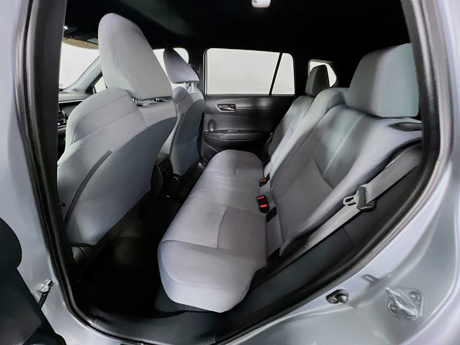 2023 Toyota Corolla Cross Hybrid SE - Photo 23