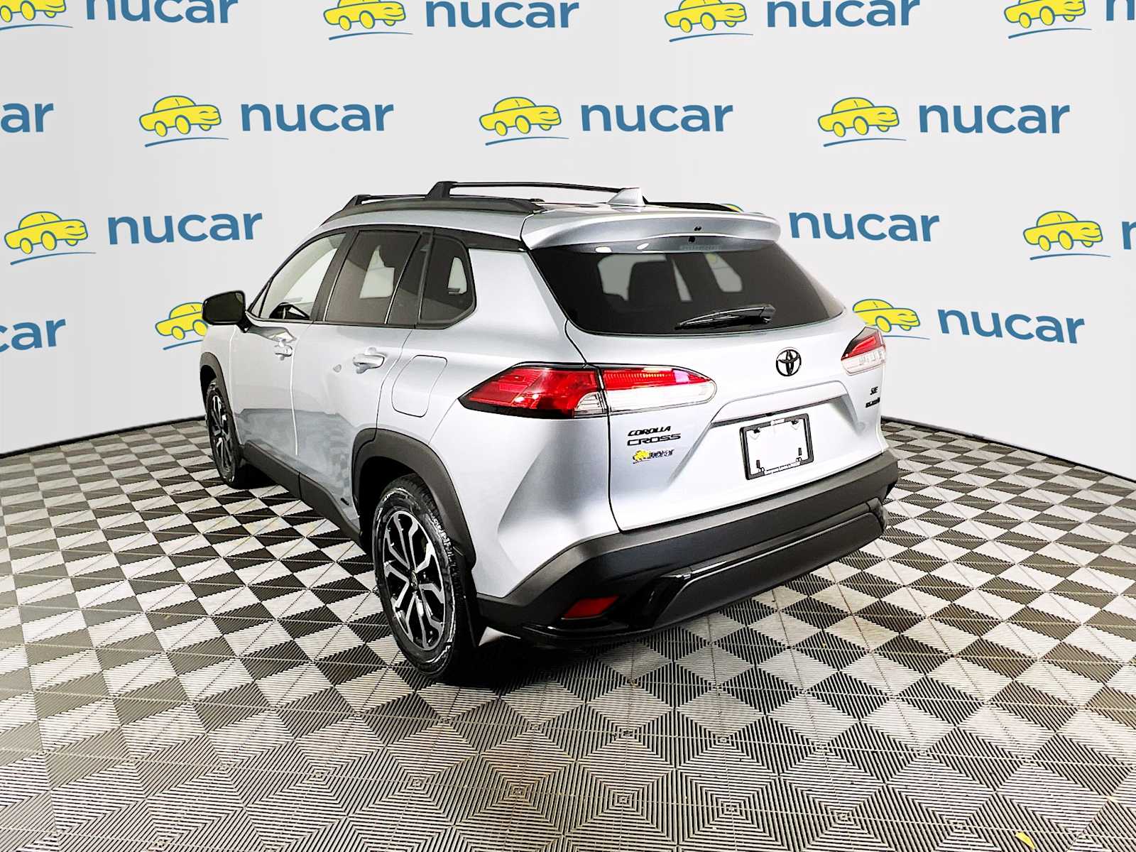 2023 Toyota Corolla Cross Hybrid SE - Photo 5