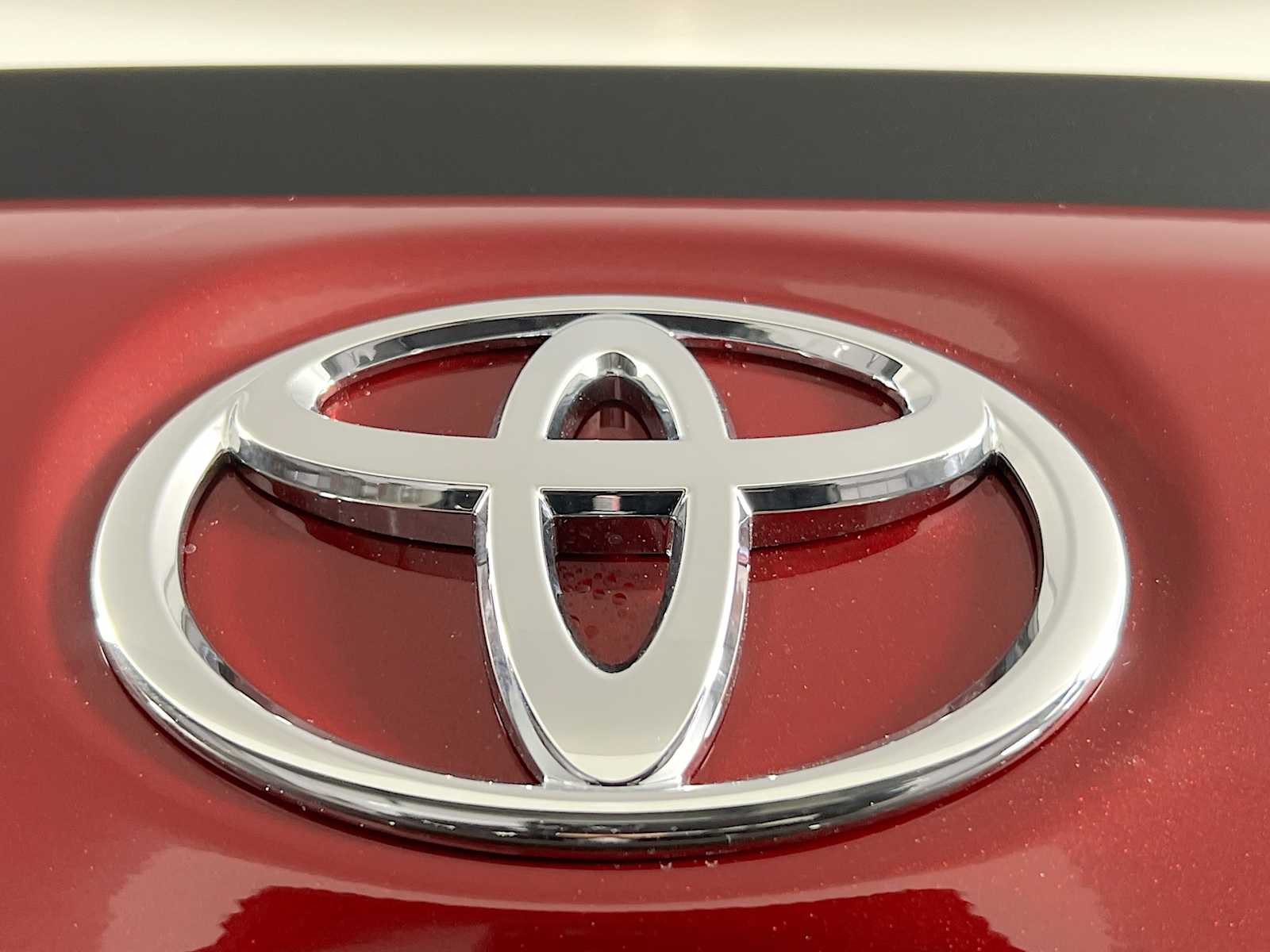 2026 Toyota Corolla XSE - Photo 17