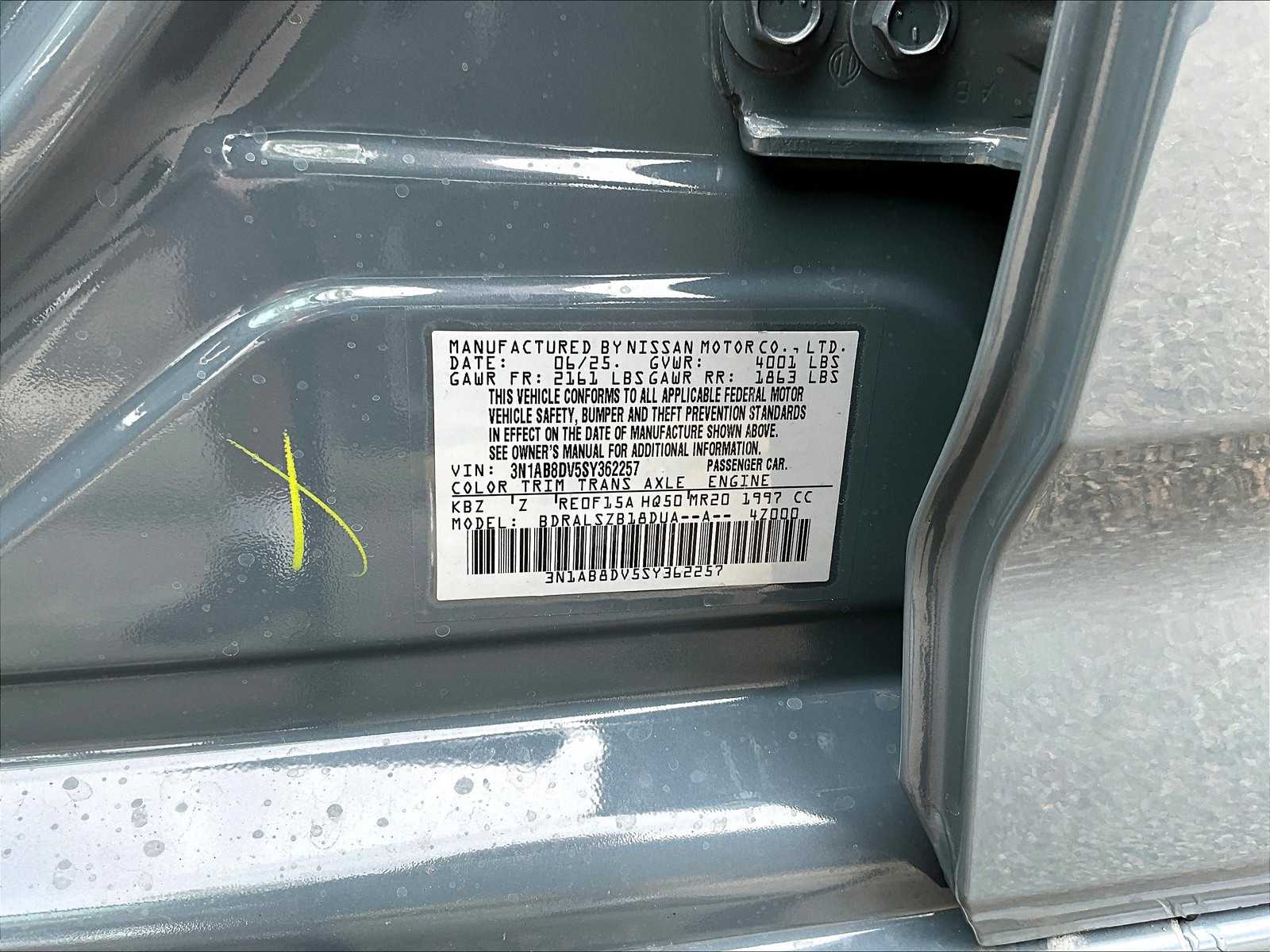 2025 Nissan Sentra SR - Photo 17