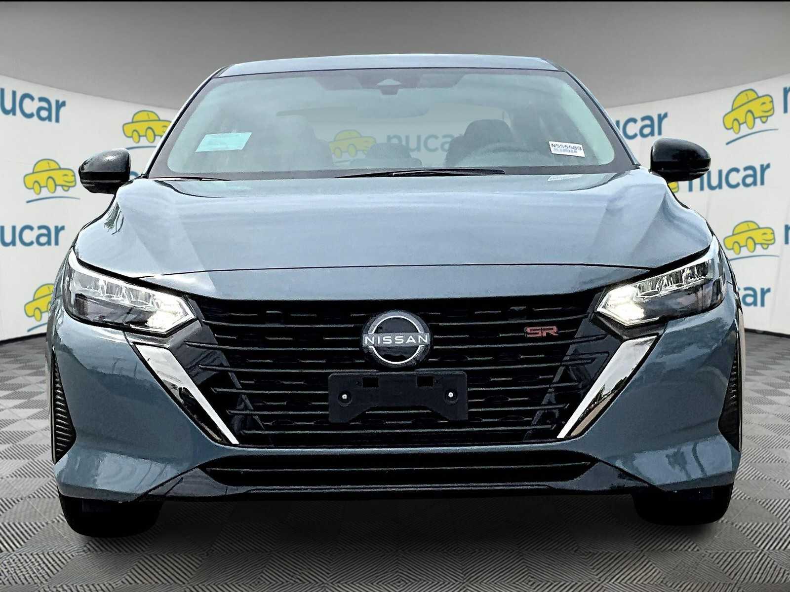 2025 Nissan Sentra SR - Photo 3