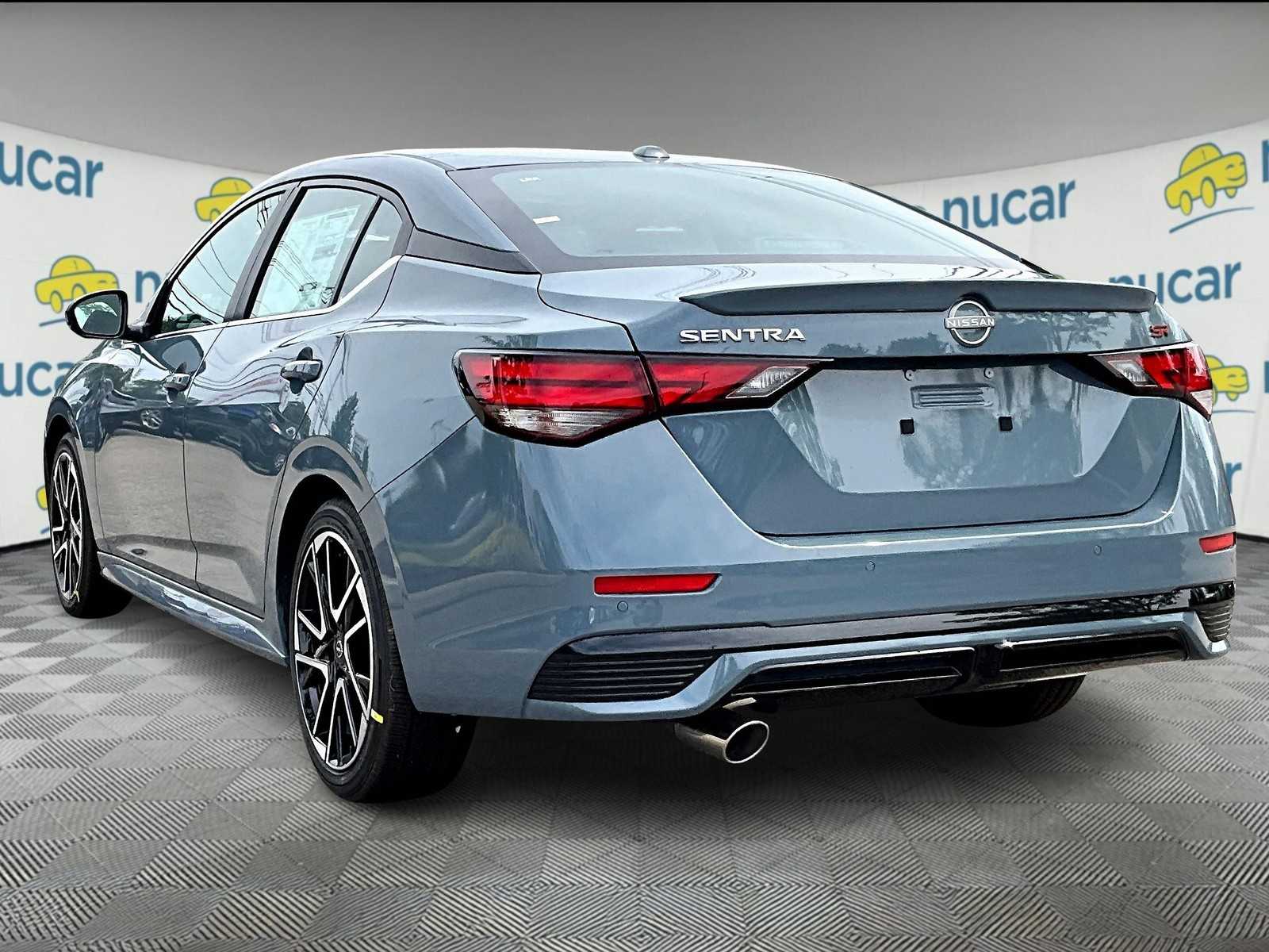 2025 Nissan Sentra SR - Photo 5