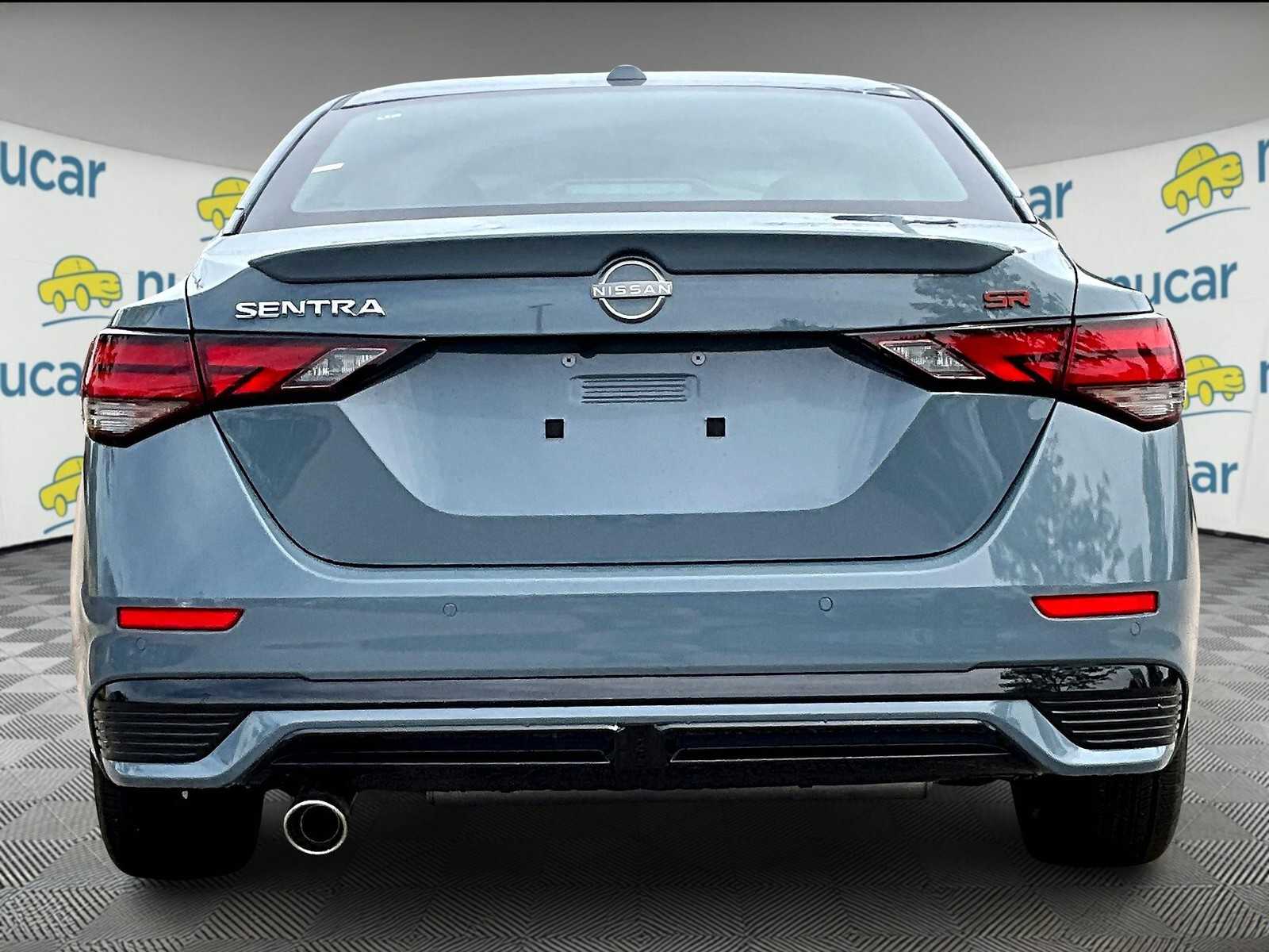 2025 Nissan Sentra SR - Photo 6