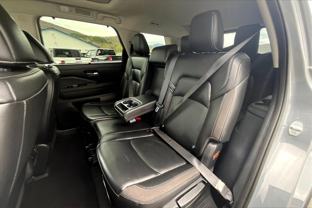 2022 Nissan Pathfinder SL - Photo 15