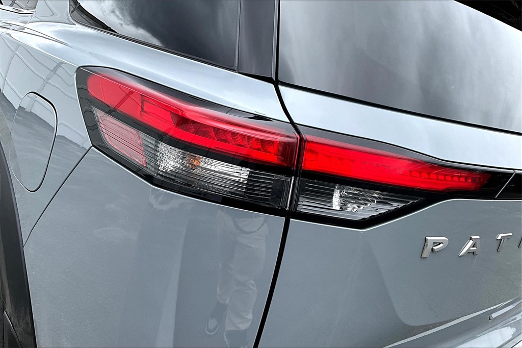 2022 Nissan Pathfinder SL - Photo 32