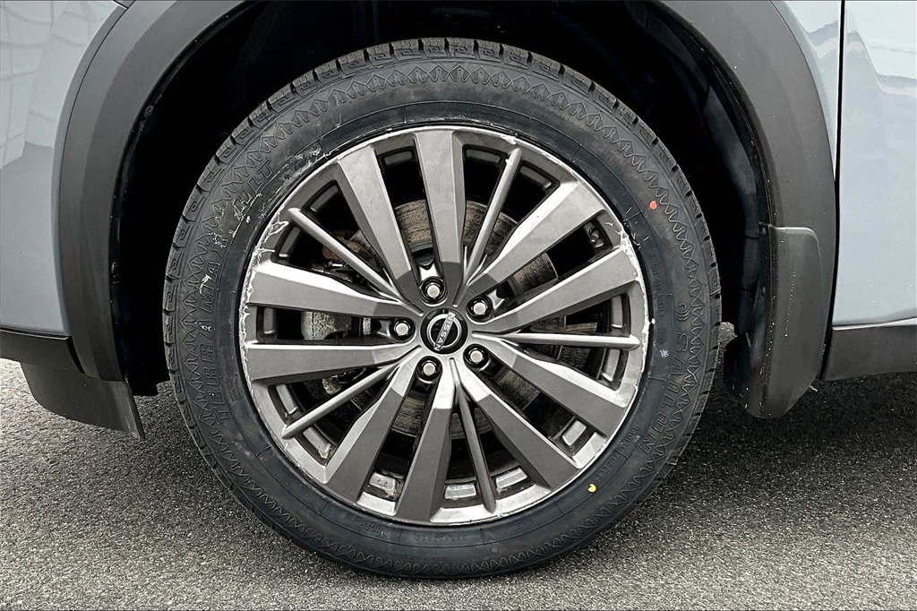 2022 Nissan Pathfinder SL - Photo 7