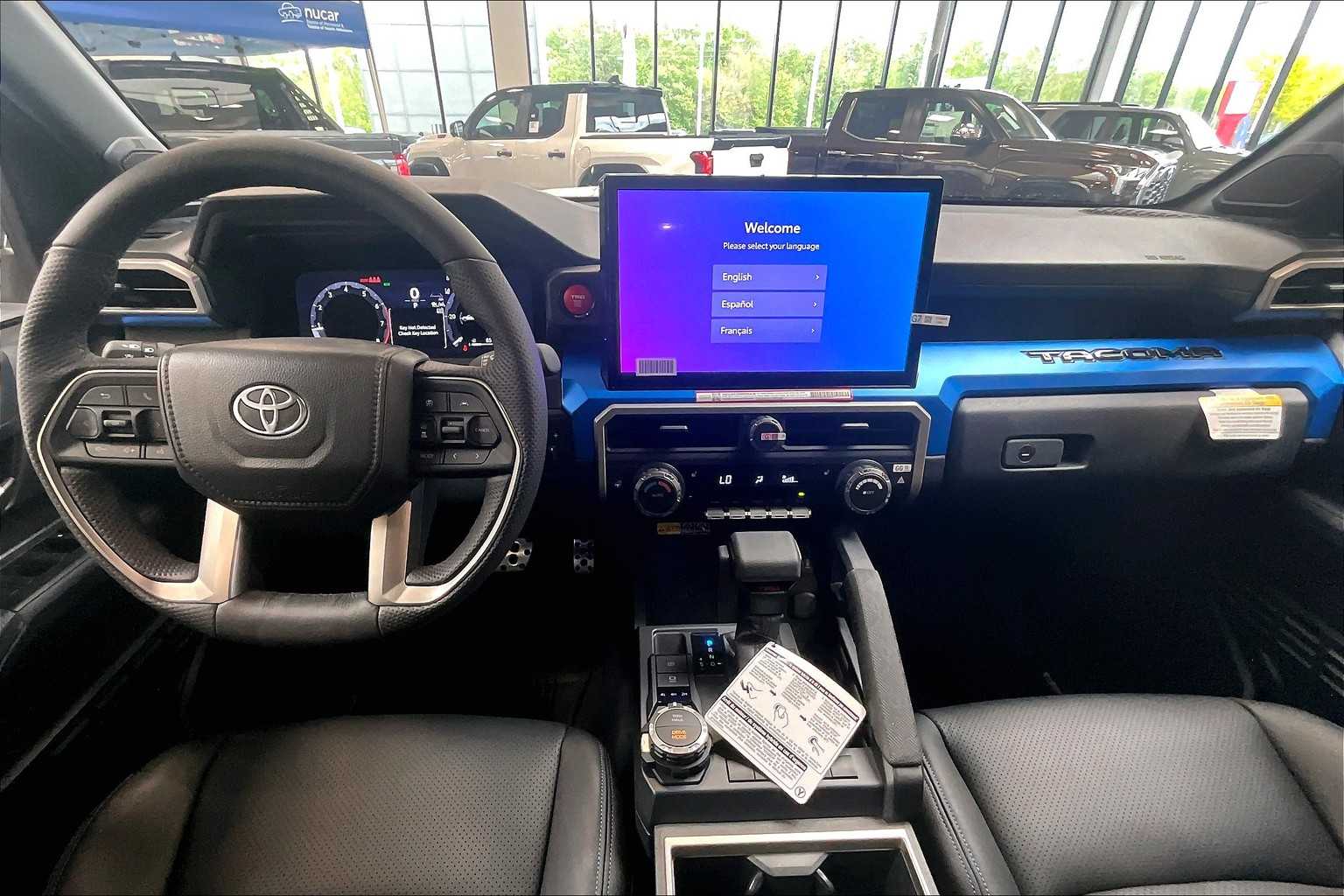 2025 Toyota Tacoma TRD Sport - Photo 12