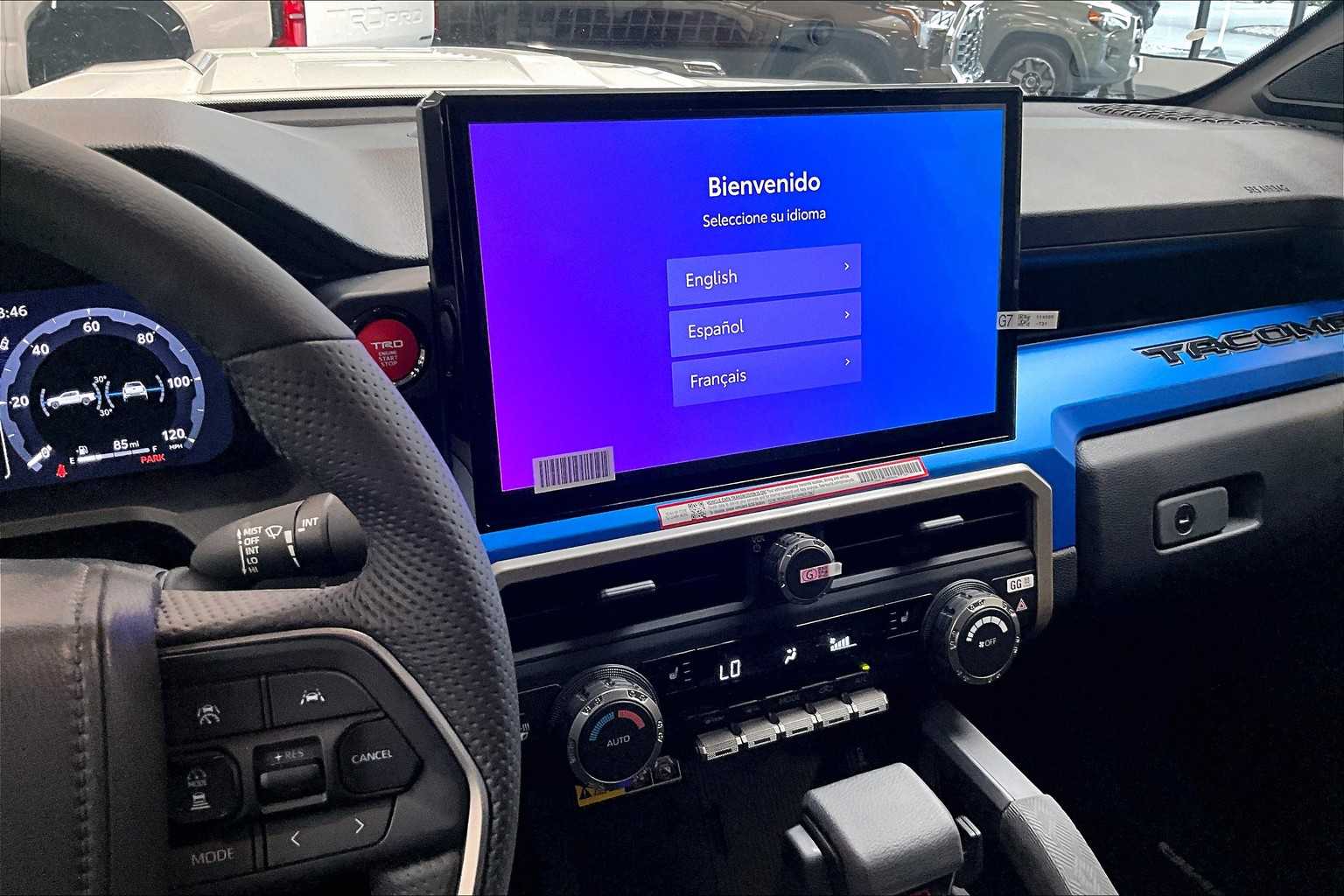 2025 Toyota Tacoma TRD Sport - Photo 13