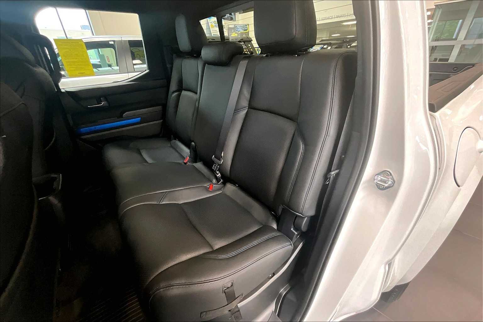 2025 Toyota Tacoma TRD Sport - Photo 15