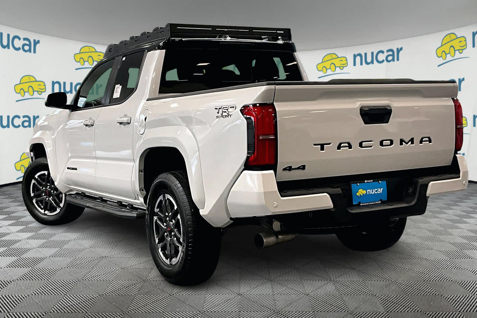 2025 Toyota Tacoma TRD Sport - Photo 5