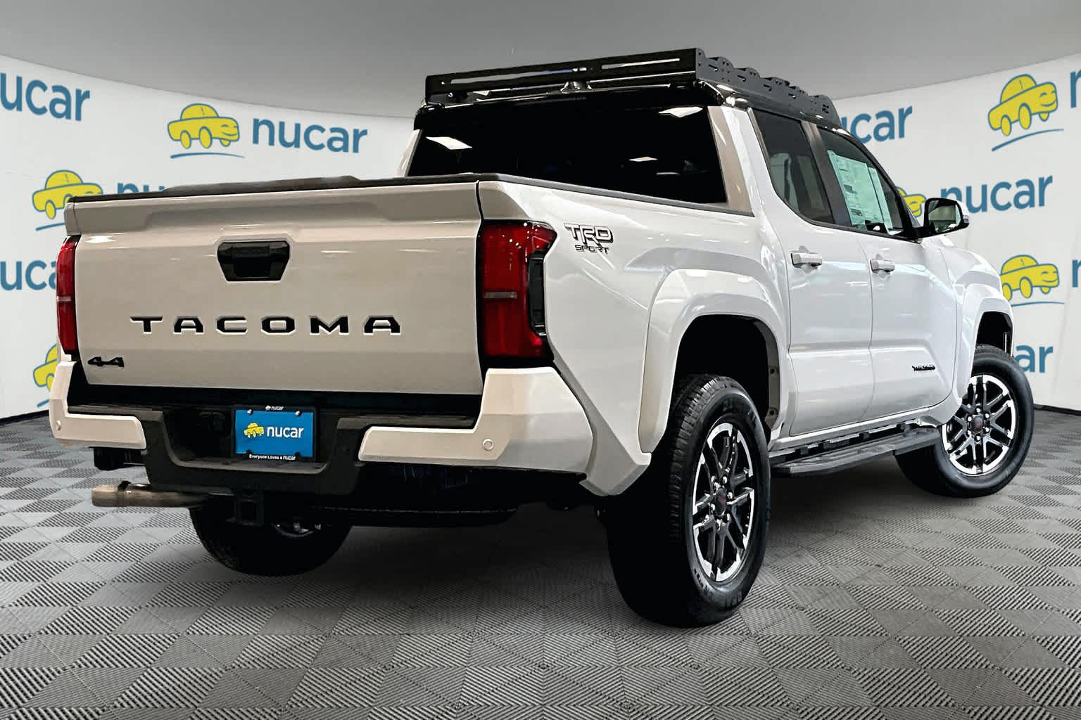 2025 Toyota Tacoma TRD Sport - Photo 7