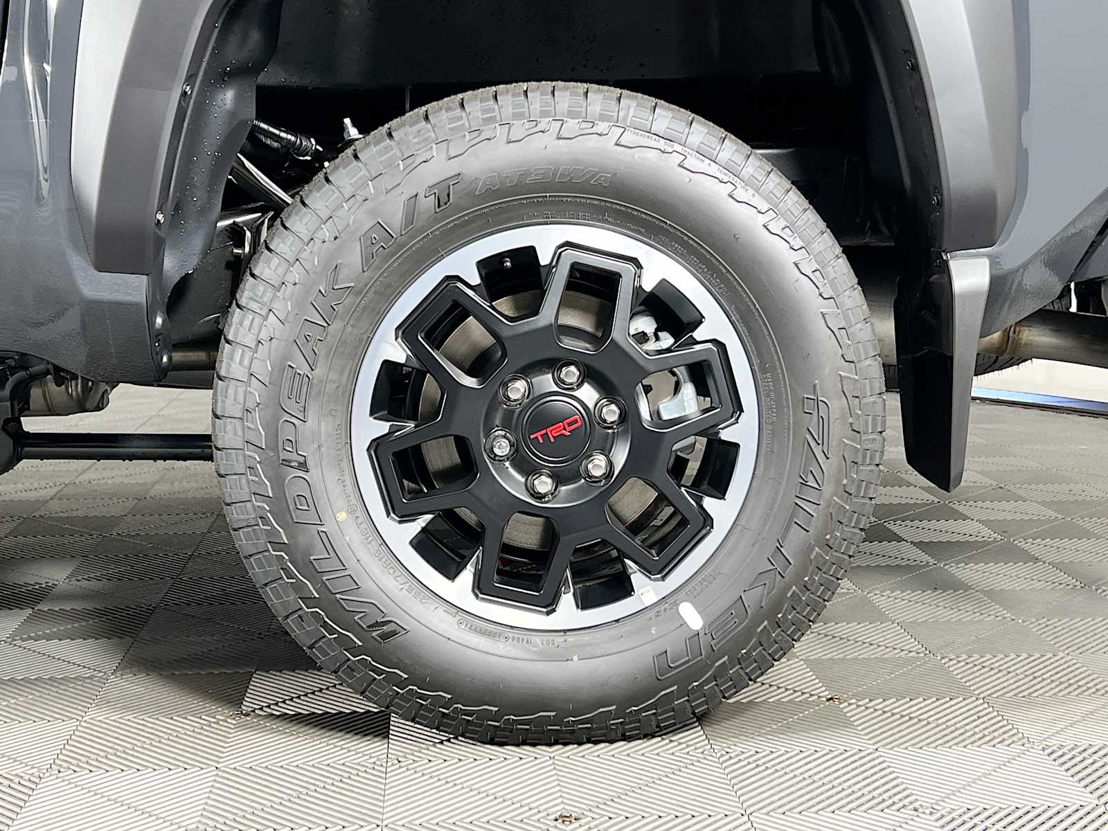 2025 Toyota Tacoma TRD Off Road Hybrid - Photo 18