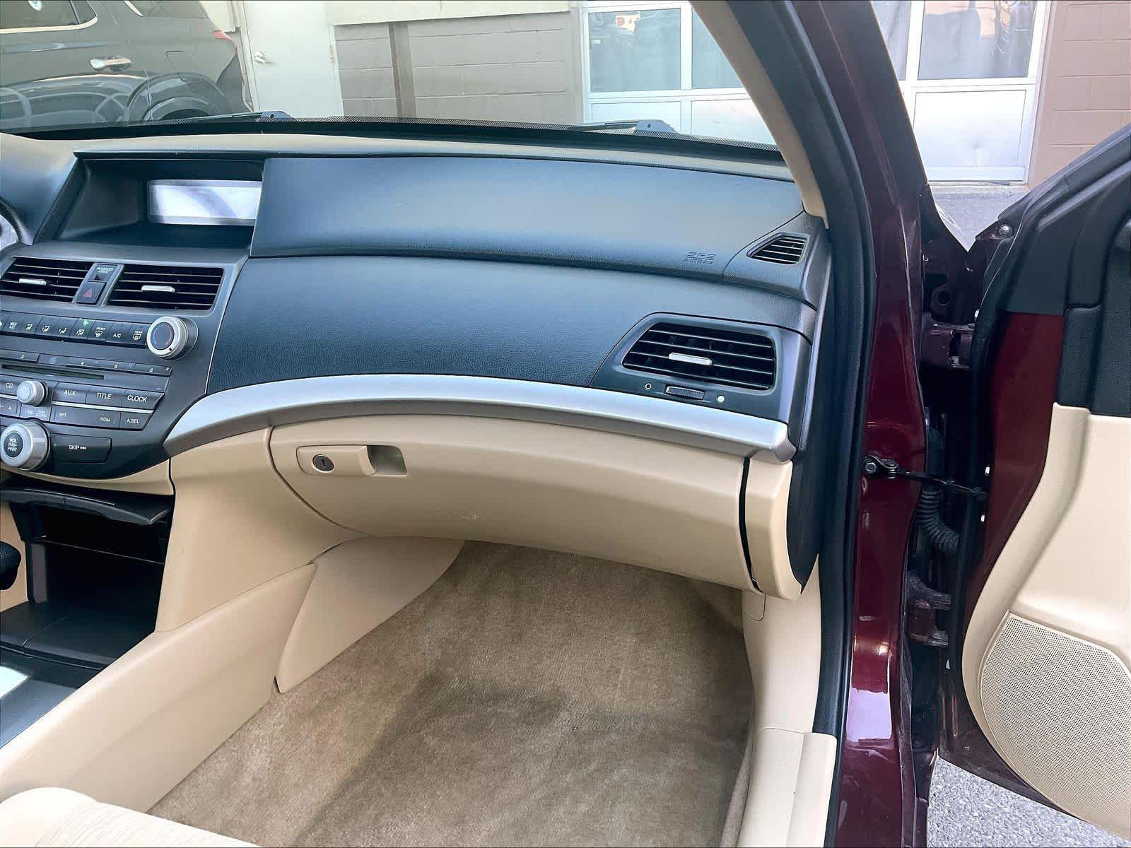 2011 Honda Accord LX - Photo 13