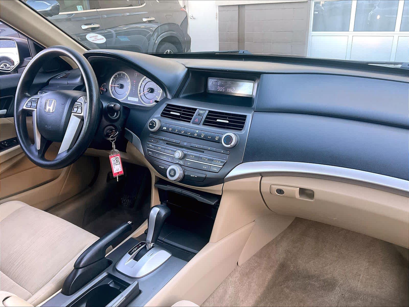 2011 Honda Accord LX - Photo 14