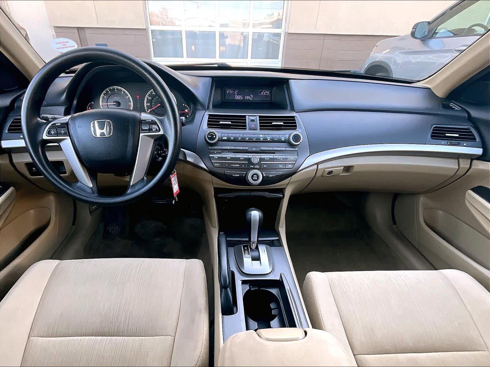 2011 Honda Accord LX - Photo 20
