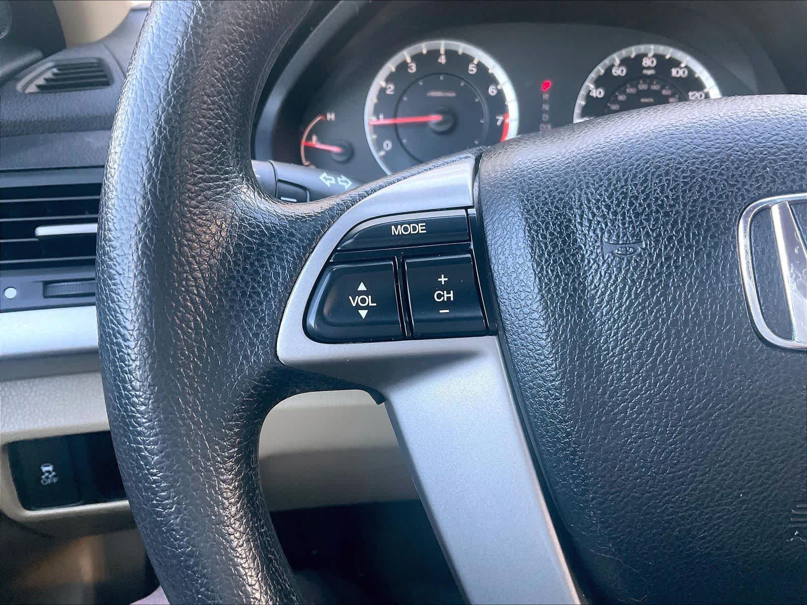 2011 Honda Accord LX - Photo 21