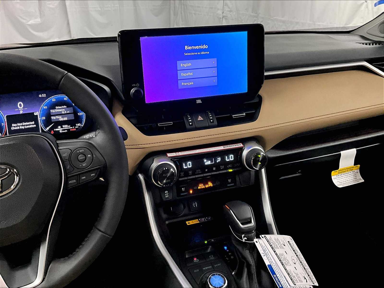 2025 Toyota RAV4 Limited - Photo 13