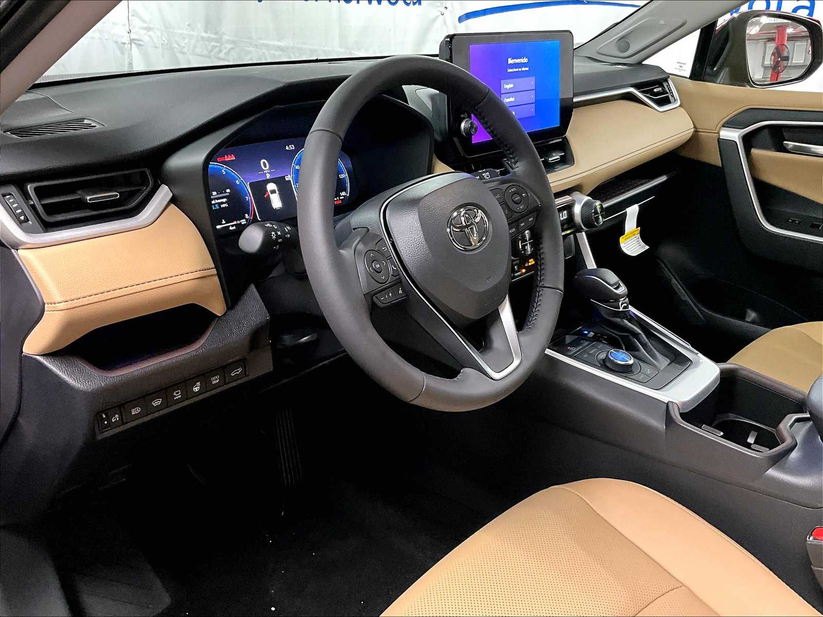 2025 Toyota RAV4 Limited - Photo 9