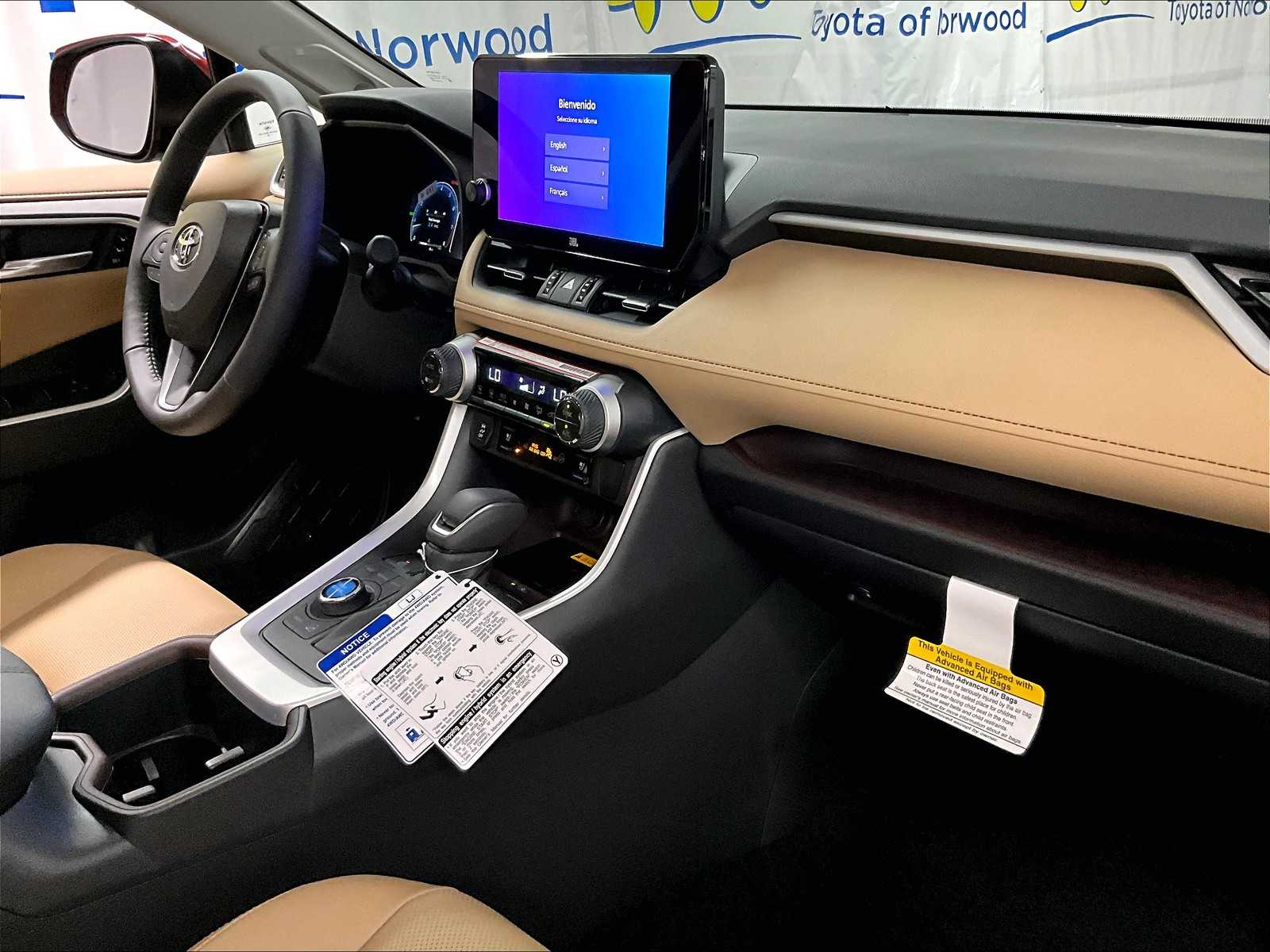 2025 Toyota RAV4 Limited - Photo 10