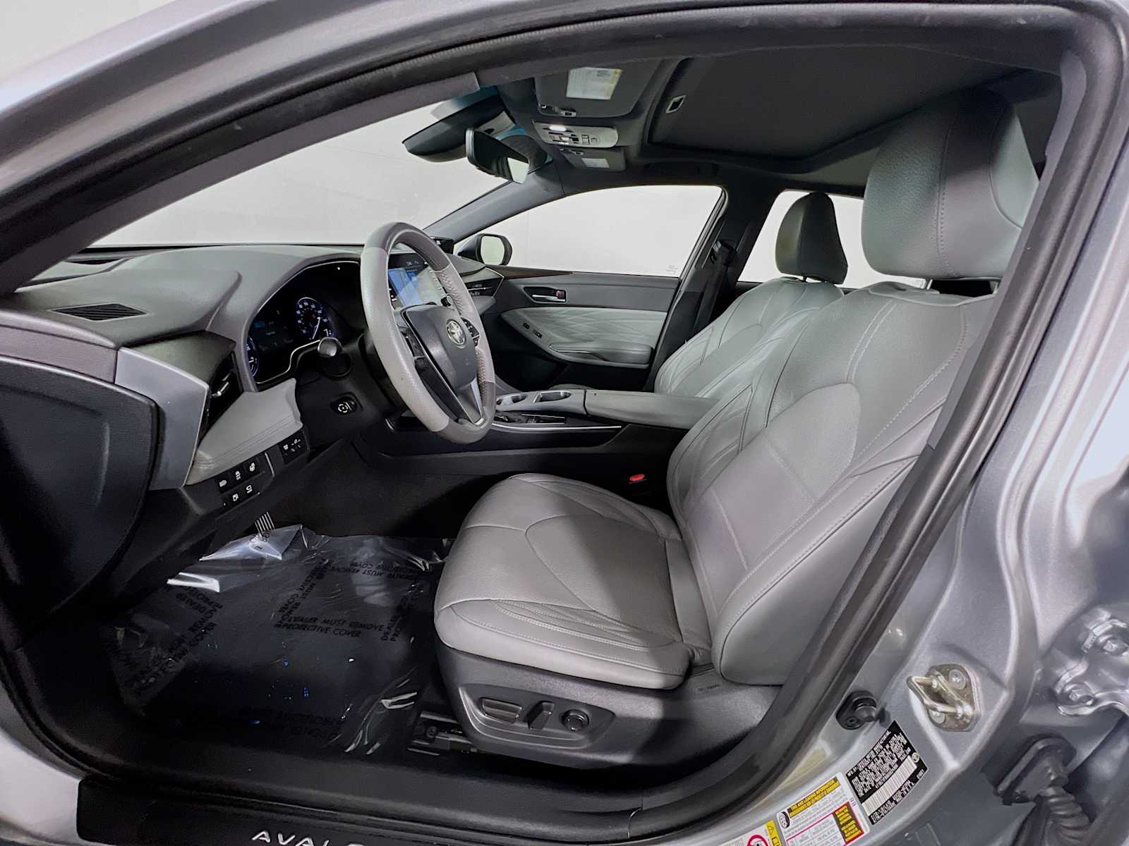 2019 Toyota Avalon Limited - Photo 22