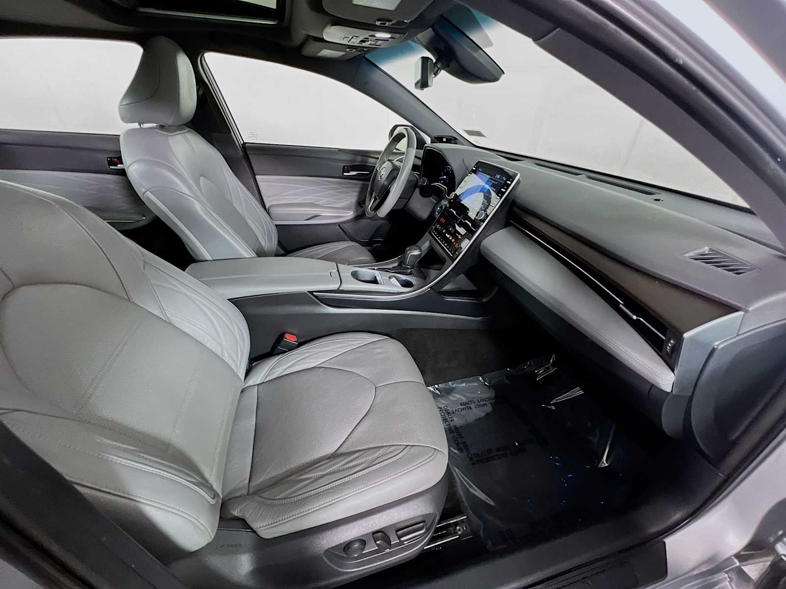2019 Toyota Avalon Limited - Photo 29