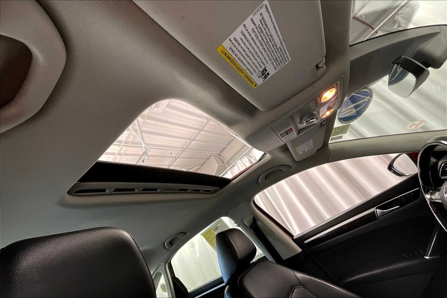 2019 Volkswagen Passat 2.0T SE R-Line - Photo 22