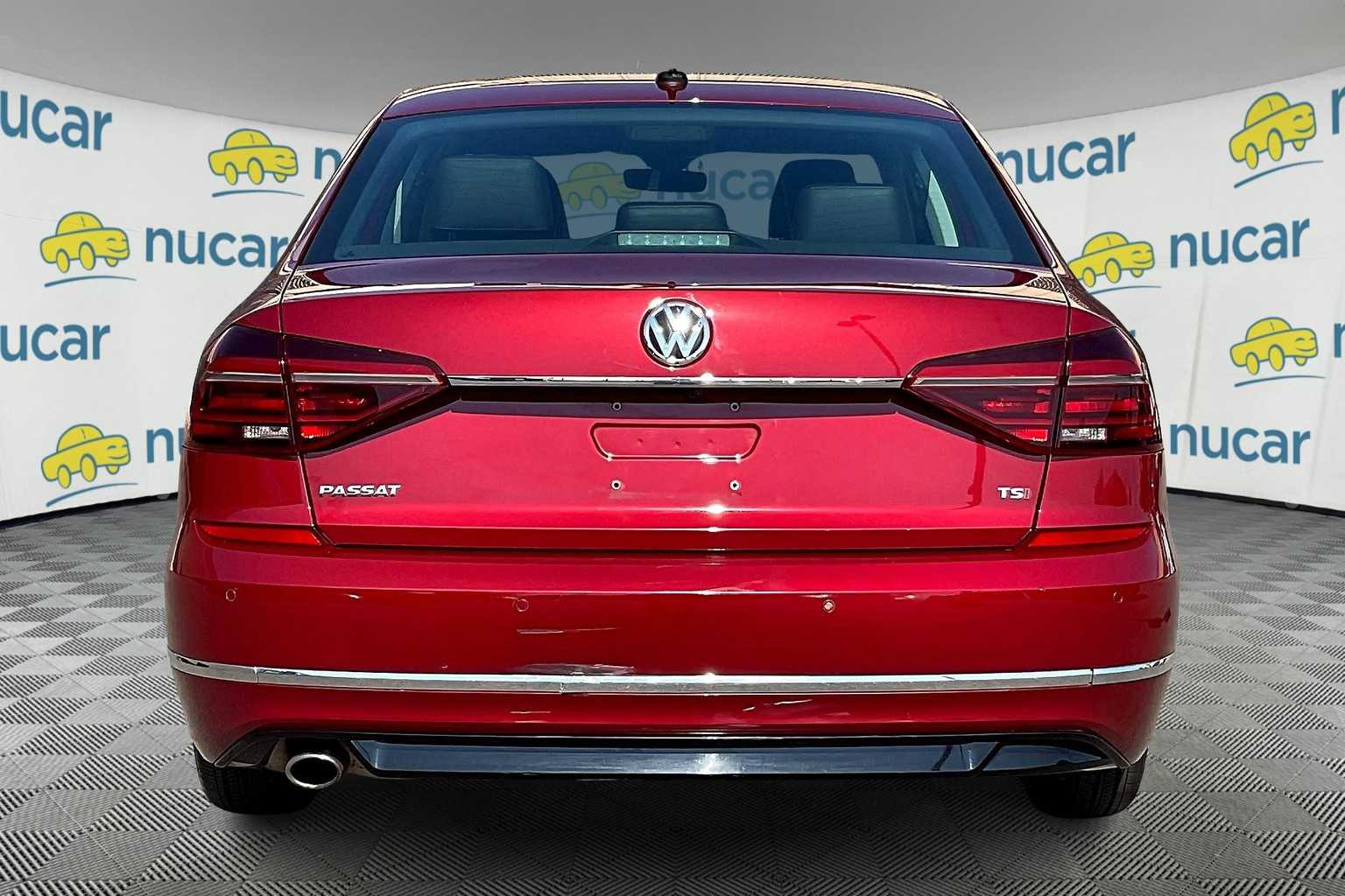 2019 Volkswagen Passat 2.0T SE R-Line - Photo 5