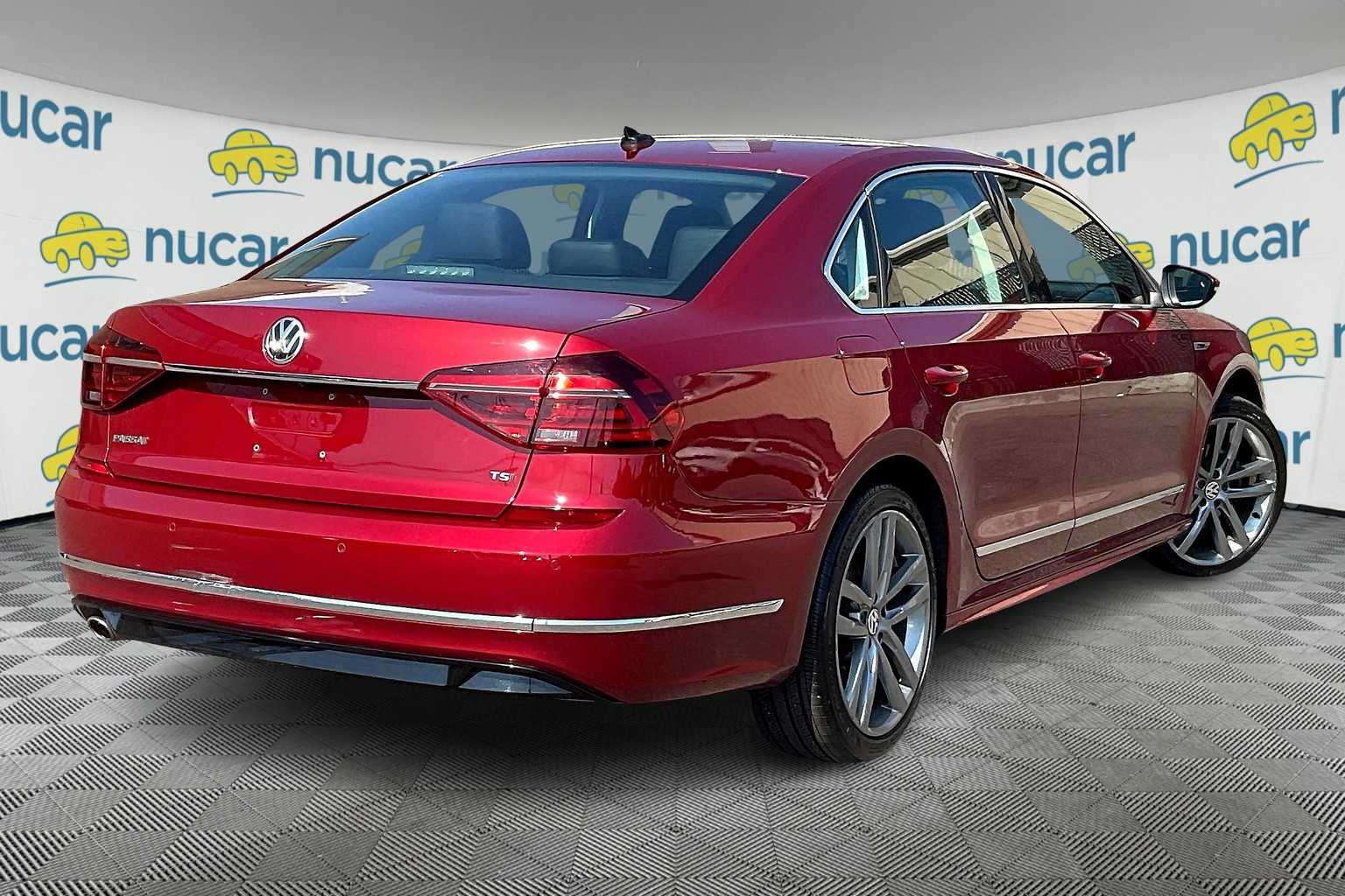 2019 Volkswagen Passat 2.0T SE R-Line - Photo 6