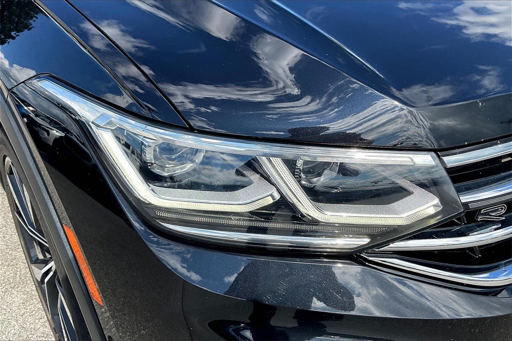 2022 Volkswagen Tiguan 2.0T SEL R-Line - Photo 30