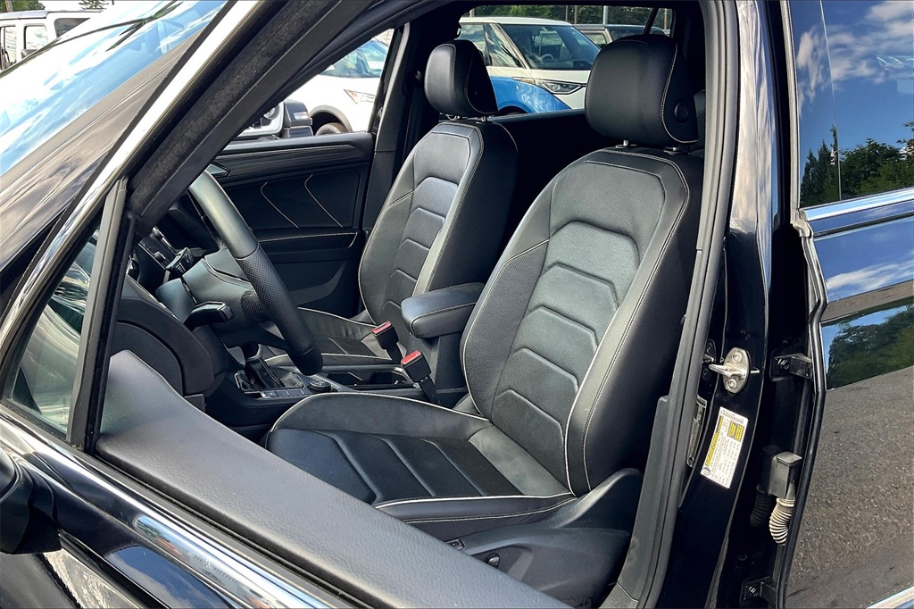 2022 Volkswagen Tiguan 2.0T SEL R-Line - Photo 9