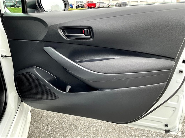 2023 Toyota Corolla LE - Photo 12