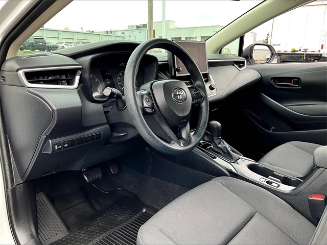 2023 Toyota Corolla LE - Photo 8