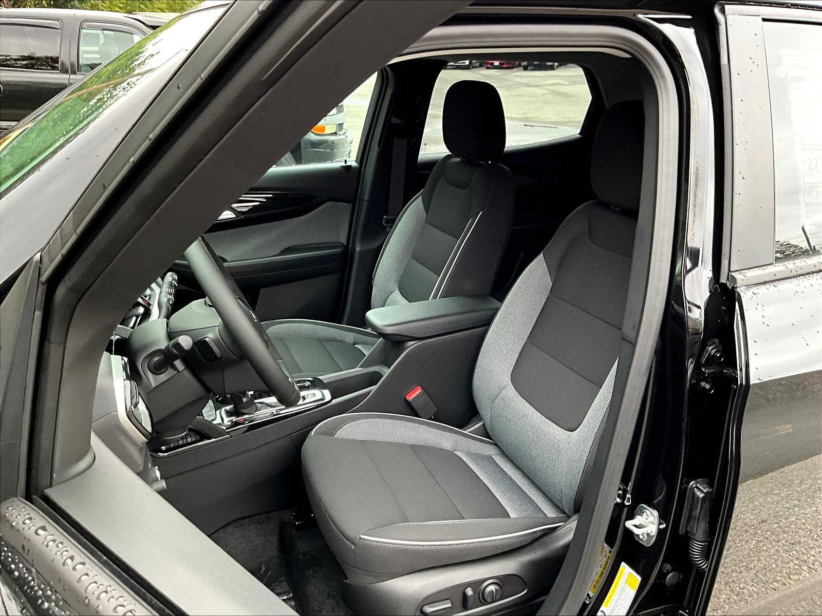 2026 Chevrolet TrailBlazer LT - Photo 11