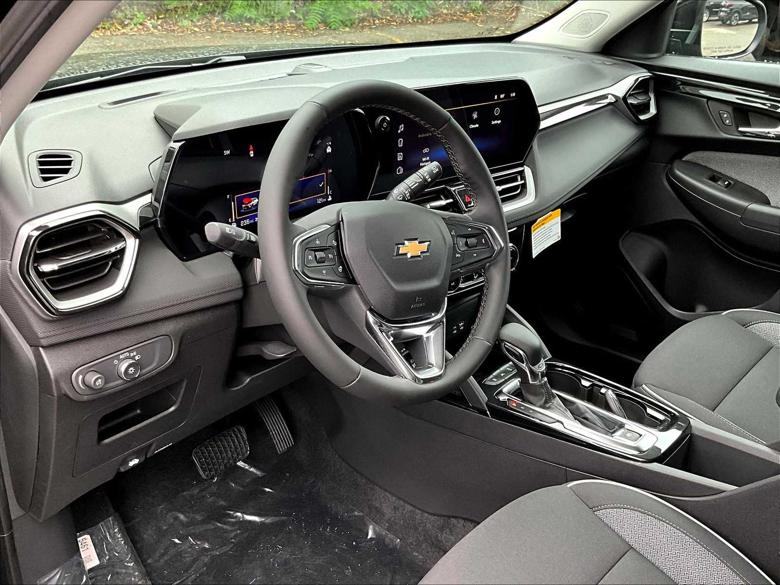 2026 Chevrolet TrailBlazer LT - Photo 9