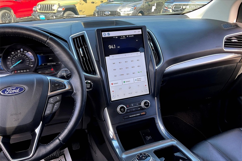 2022 Ford Edge Titanium - Photo 17