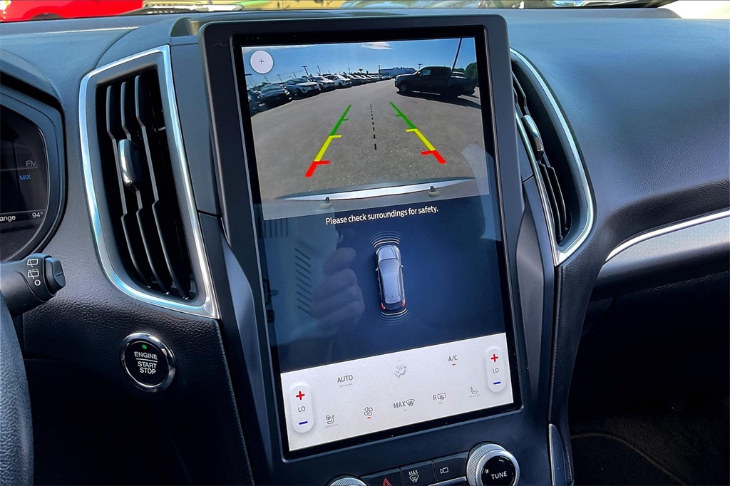 2022 Ford Edge Titanium - Photo 18
