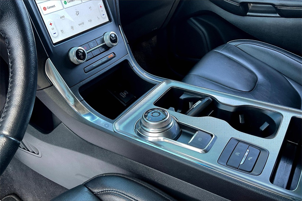 2022 Ford Edge Titanium - Photo 19