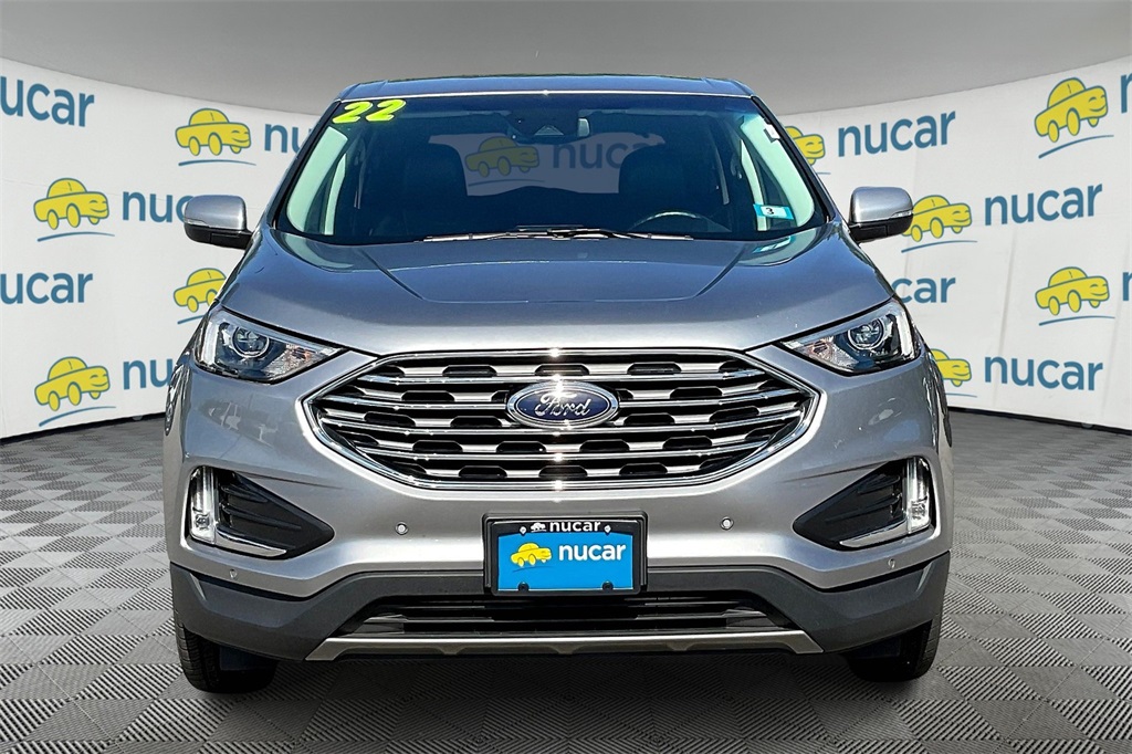 2022 Ford Edge Titanium - Photo 2