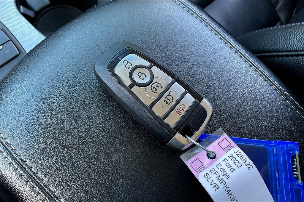 2022 Ford Edge Titanium - Photo 27