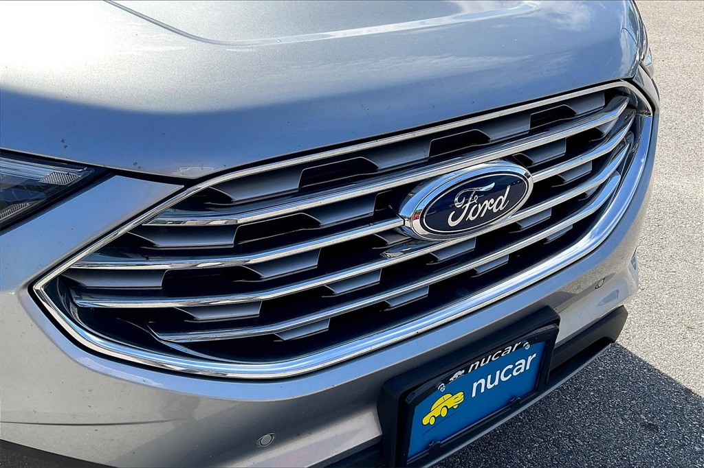 2022 Ford Edge Titanium - Photo 28